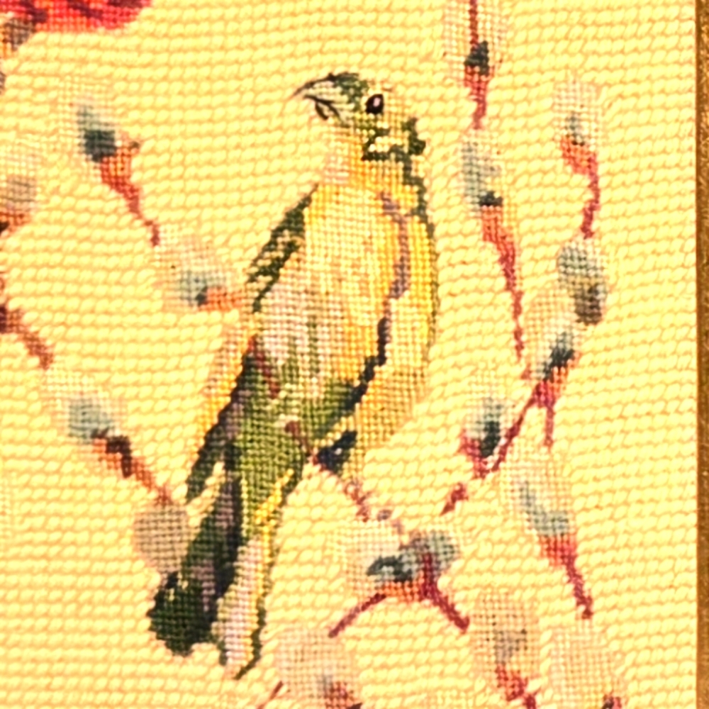 RARE VTG Scarlet Tanager Bird Pair Wool Crewel Spun Embroidery, VTG Gold Frame - Picture 3 of 4
